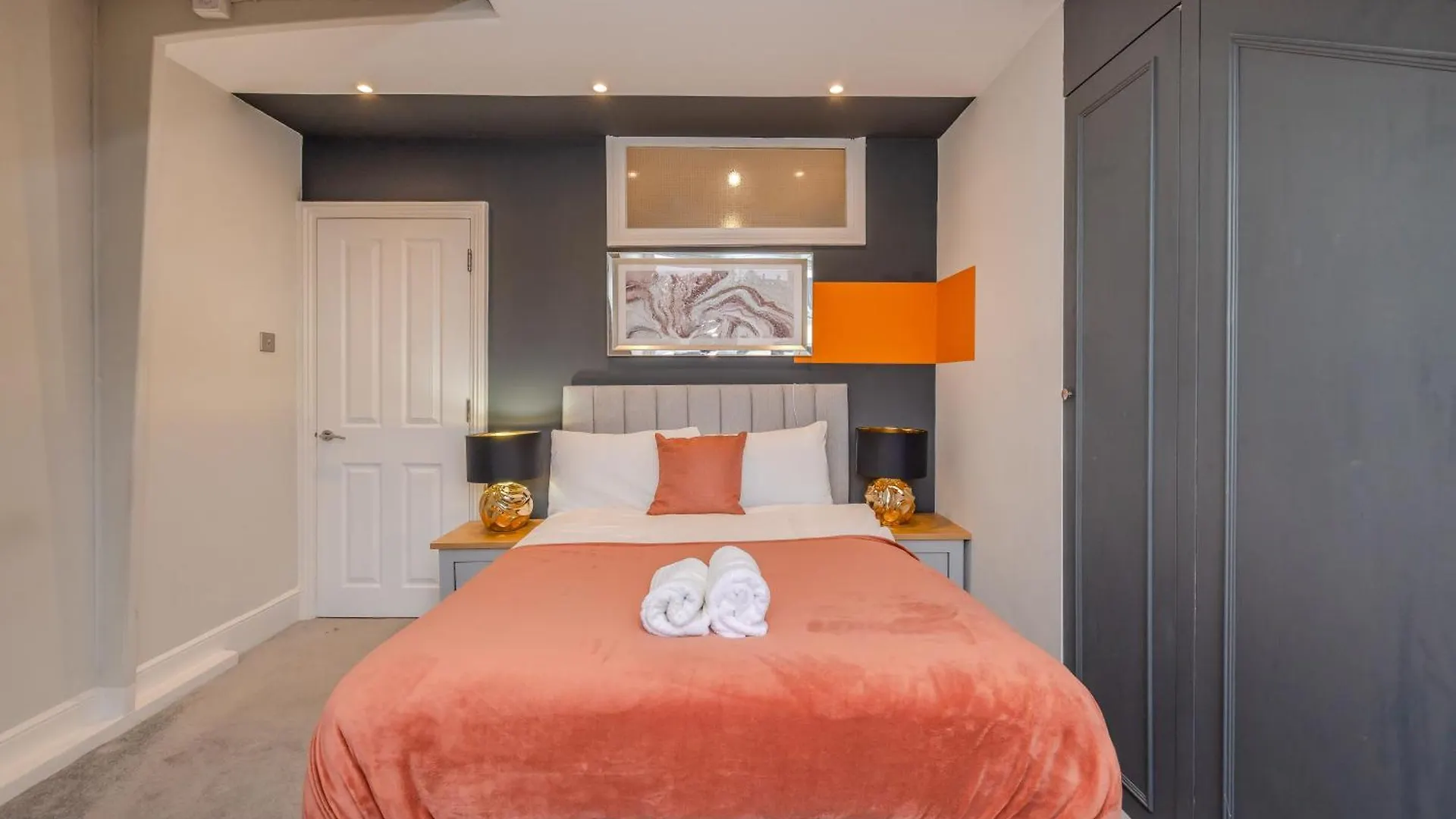 Apartment Free Parking I Sea View I 2 Bedroom Morden Flat I Square And Sea View Brighton