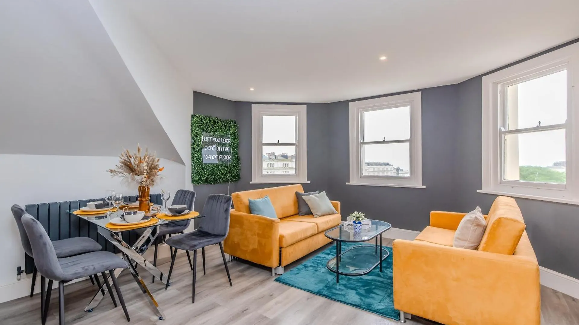 Free Parking I Sea View I 2 Bedroom Morden Flat I Square And Sea View Brighton 0*,