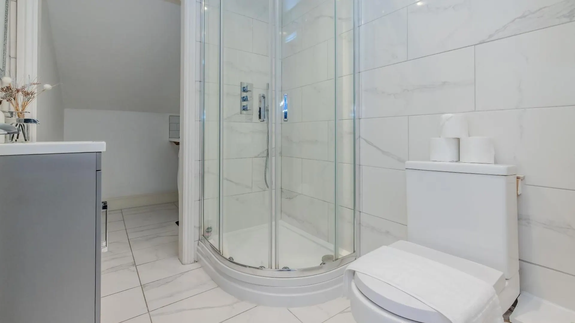 Free Parking I Sea View I 2 Bedroom Morden Flat I Square And Sea View Brighton 0*,